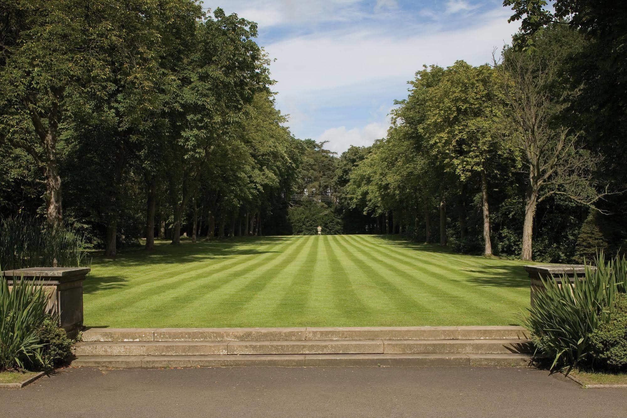 Crathorne Hall 얌 외부 사진